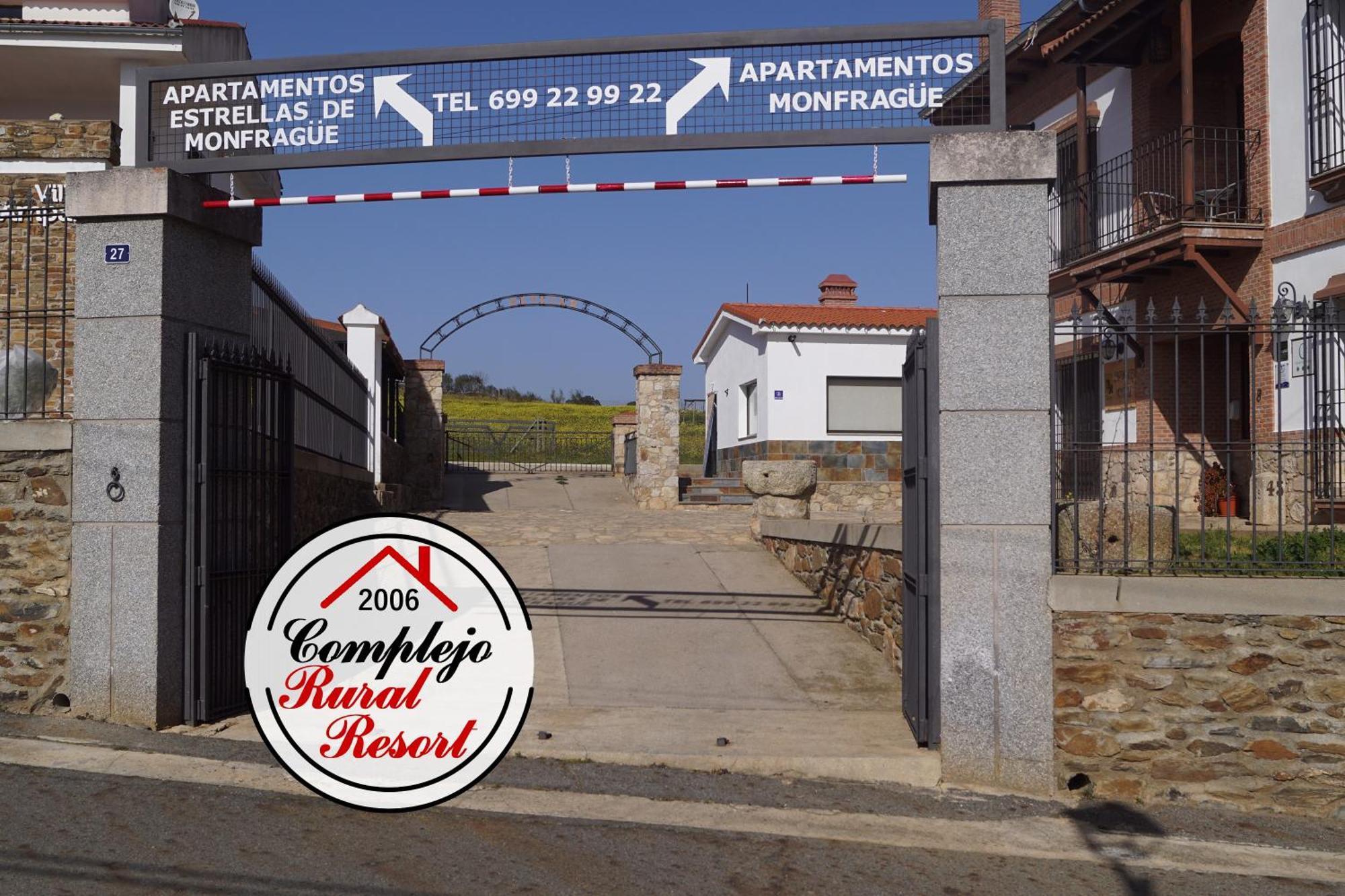 Apartamentos Estrellas de Monfragüe Torrejón el Rubio Exterior foto